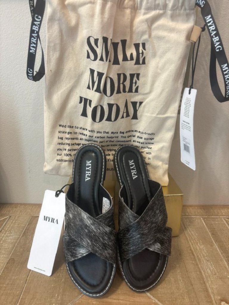 New Myra El Paso Dawn Hair-On Leather Sandals Speckled White Sizes: 7-11